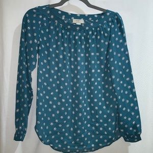 Loft petite blouse Sz XXSP long sleeve button cuff open pleat neckline